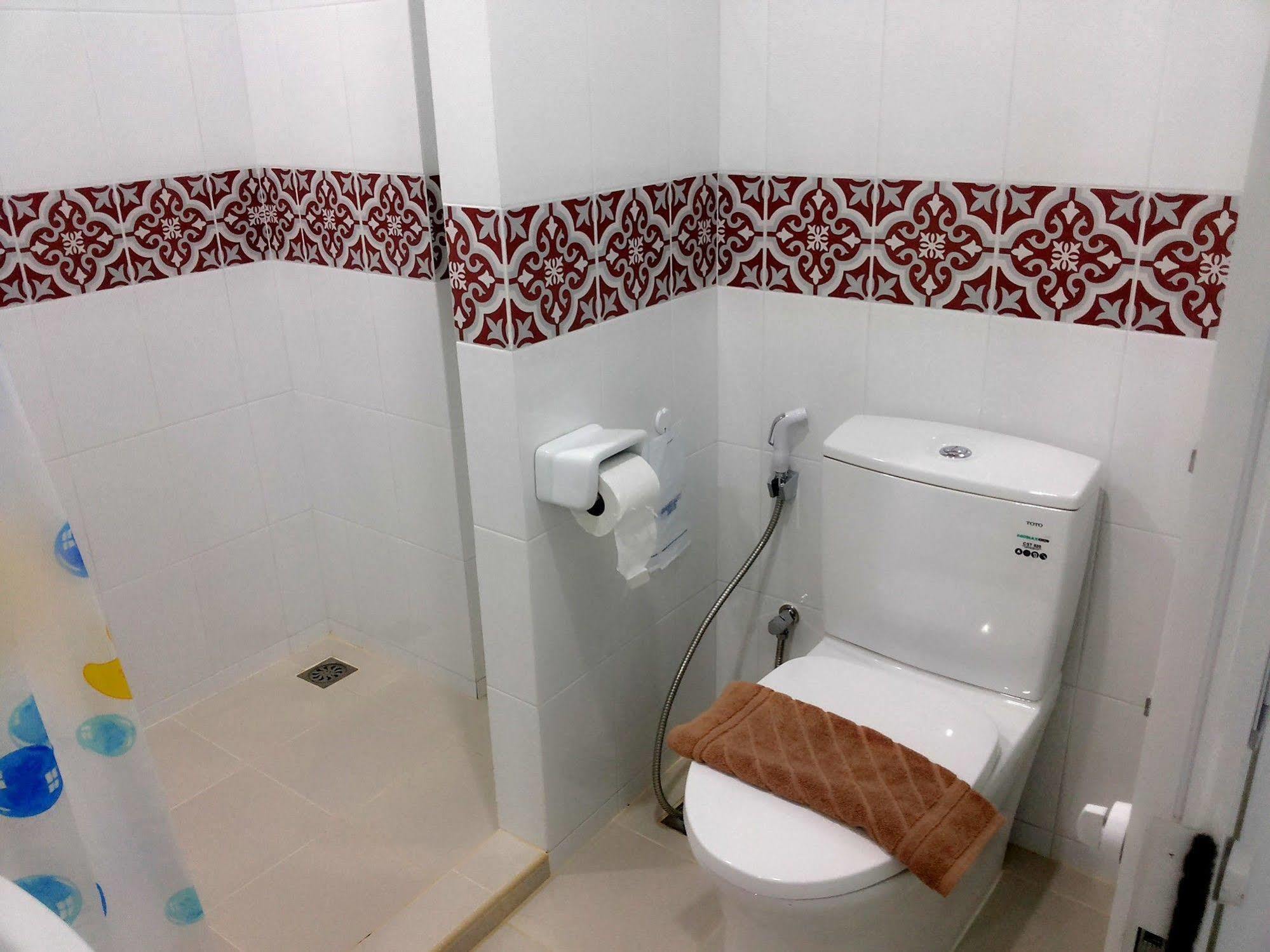 The Duck Otel Phuket Dış mekan fotoğraf